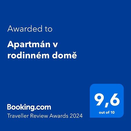 Apartman V Rodinnem Dome ยาโรเมียร์จ ภายนอก รูปภาพ